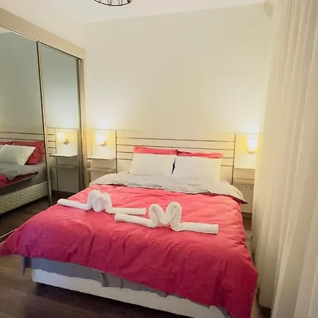 Prime Suits 2 Apartment *